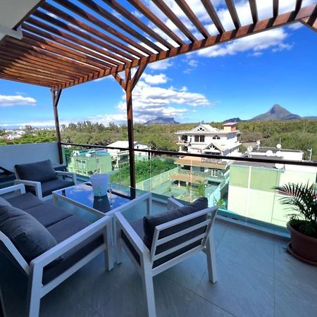 Top-Floor Modern 3Bd Penthouse With Beautiful Mountain View Terrace - 5 Min Walk To Beach Flic-en-Flacq エクステリア 写真