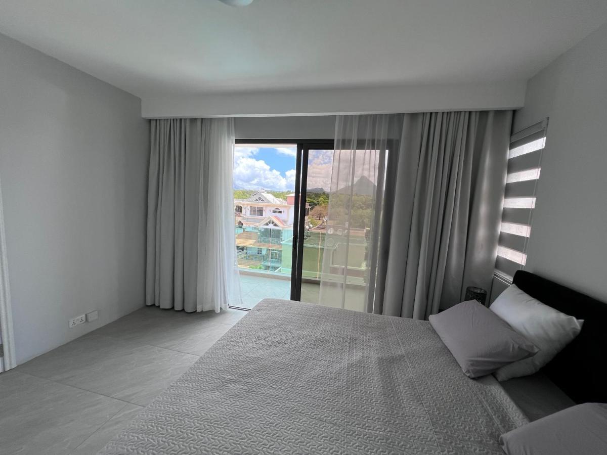 Top-Floor Modern 3Bd Penthouse With Beautiful Mountain View Terrace - 5 Min Walk To Beach Flic-en-Flacq エクステリア 写真