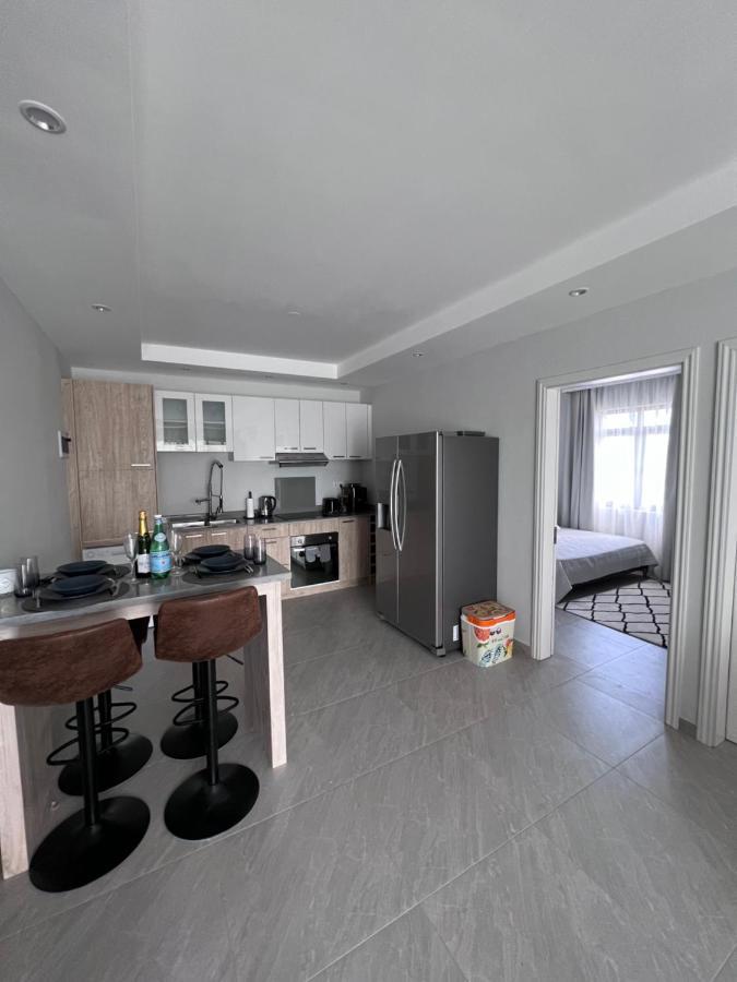 Top-Floor Modern 3Bd Penthouse With Beautiful Mountain View Terrace - 5 Min Walk To Beach Flic-en-Flacq エクステリア 写真